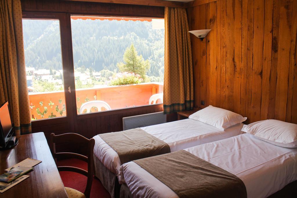 Hotel Ancolie - Champagny En Vanoise La Plagne Exterior foto